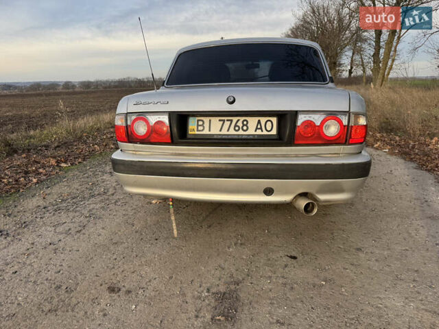 Серый ГАЗ 31105 Волга, объемом двигателя 2.43 л и пробегом 145 тыс. км за 6000 $, фото 4 на Automoto.ua