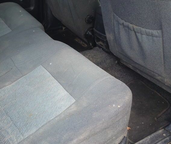 Серый ГАЗ 31105 Волга, объемом двигателя 2.3 л и пробегом 100 тыс. км за 760 $, фото 2 на Automoto.ua