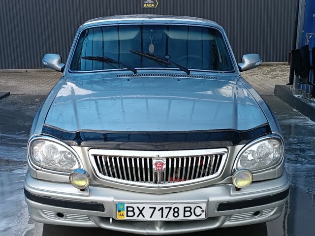 Серый ГАЗ 31105 Волга, объемом двигателя 2.3 л и пробегом 200 тыс. км за 1490 $, фото 3 на Automoto.ua