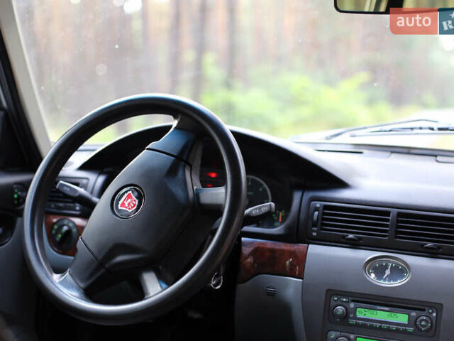 Серый ГАЗ 31105 Волга, объемом двигателя 2.43 л и пробегом 56 тыс. км за 6000 $, фото 13 на Automoto.ua