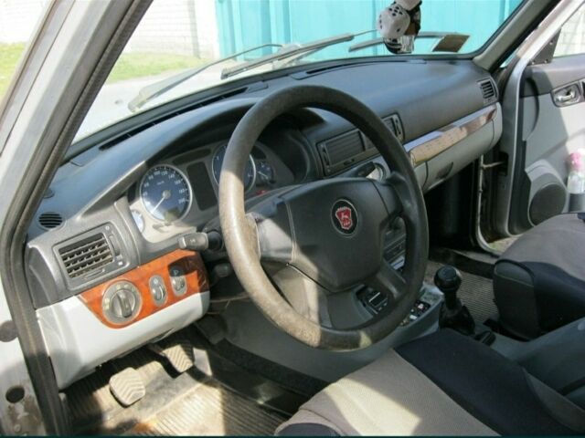 Сірий ГАЗ 31105 Волга, об'ємом двигуна 2.3 л та пробігом 140 тис. км за 1200 $, фото 11 на Automoto.ua