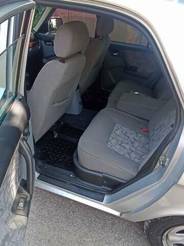 Серый ГАЗ 31105 Волга, объемом двигателя 2.3 л и пробегом 86 тыс. км за 2700 $, фото 12 на Automoto.ua