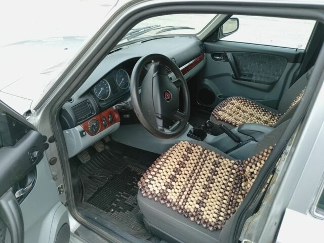 Серый ГАЗ 31105 Волга, объемом двигателя 2.3 л и пробегом 47 тыс. км за 4000 $, фото 6 на Automoto.ua