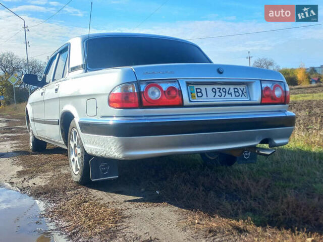 Серый ГАЗ 31105 Волга, объемом двигателя 2.43 л и пробегом 114 тыс. км за 2500 $, фото 1 на Automoto.ua