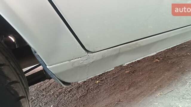 Серый ГАЗ 31105 Волга, объемом двигателя 2.3 л и пробегом 86 тыс. км за 2700 $, фото 16 на Automoto.ua