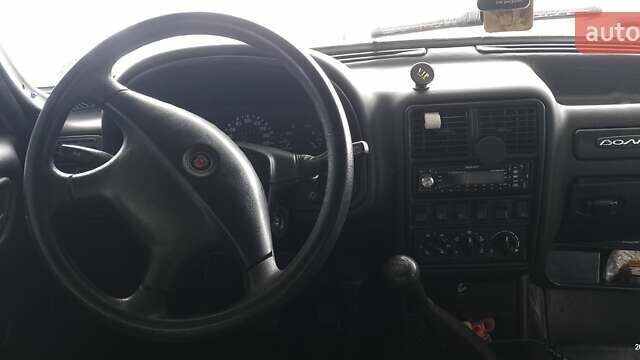 Серый ГАЗ 31105 Волга, объемом двигателя 2.3 л и пробегом 71 тыс. км за 2300 $, фото 1 на Automoto.ua