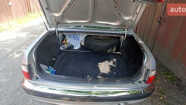 Серый ГАЗ 31105 Волга, объемом двигателя 2.3 л и пробегом 86 тыс. км за 2700 $, фото 14 на Automoto.ua