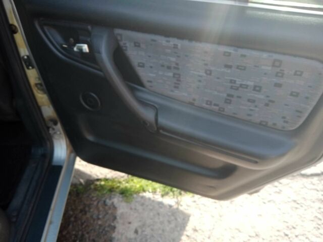 Сірий ГАЗ 31105 Волга, об'ємом двигуна 2 л та пробігом 160 тис. км за 2500 $, фото 17 на Automoto.ua