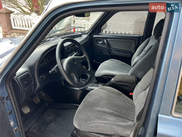 Синій ГАЗ 31105 Волга, об'ємом двигуна 2.29 л та пробігом 140 тис. км за 1670 $, фото 23 на Automoto.ua