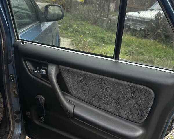 Синий ГАЗ 31105 Волга, объемом двигателя 0 л и пробегом 19 тыс. км за 900 $, фото 12 на Automoto.ua