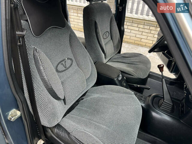 Синій ГАЗ 31105 Волга, об'ємом двигуна 2.29 л та пробігом 140 тис. км за 1670 $, фото 41 на Automoto.ua