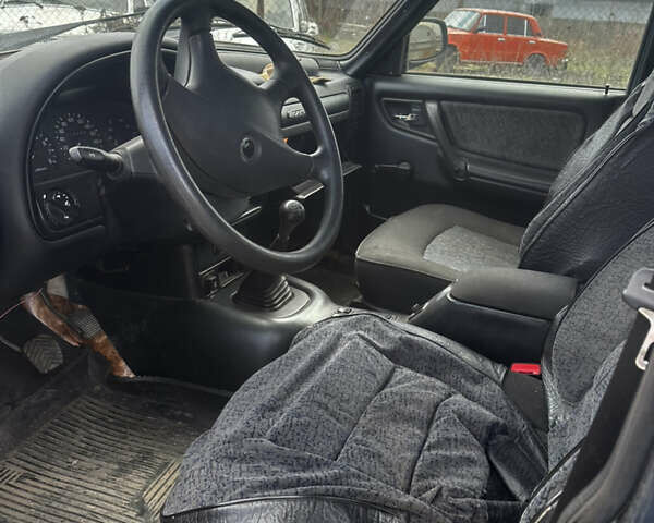 Синий ГАЗ 31105 Волга, объемом двигателя 0 л и пробегом 19 тыс. км за 900 $, фото 9 на Automoto.ua