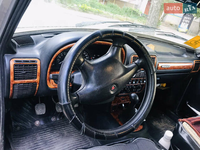 Синий ГАЗ 31105 Волга, объемом двигателя 2.4 л и пробегом 156 тыс. км за 1500 $, фото 11 на Automoto.ua