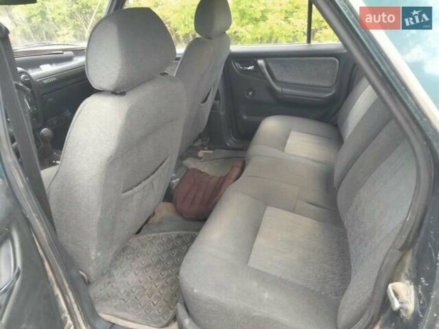 Зелений ГАЗ 31105 Волга, об'ємом двигуна 2.29 л та пробігом 180 тис. км за 750 $, фото 6 на Automoto.ua