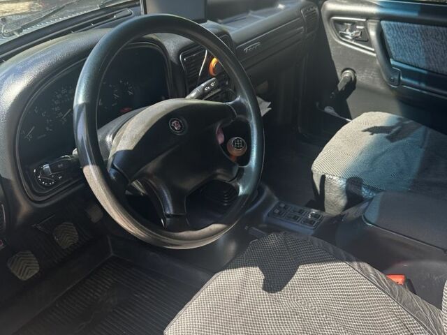 Зеленый ГАЗ 31105 Волга, объемом двигателя 2.3 л и пробегом 114 тыс. км за 2400 $, фото 4 на Automoto.ua