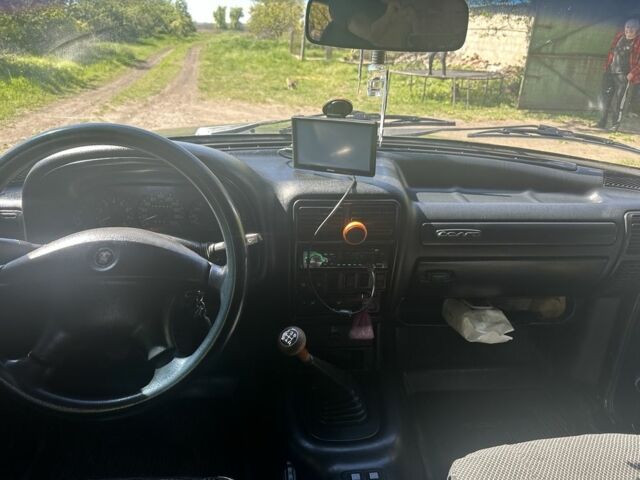 Зеленый ГАЗ 31105 Волга, объемом двигателя 2.3 л и пробегом 114 тыс. км за 2400 $, фото 3 на Automoto.ua