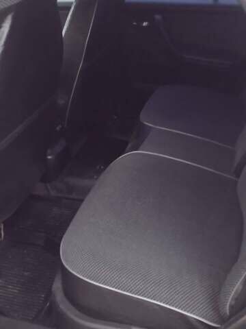 Зеленый ГАЗ 31105 Волга, объемом двигателя 2.43 л и пробегом 130 тыс. км за 1550 $, фото 3 на Automoto.ua