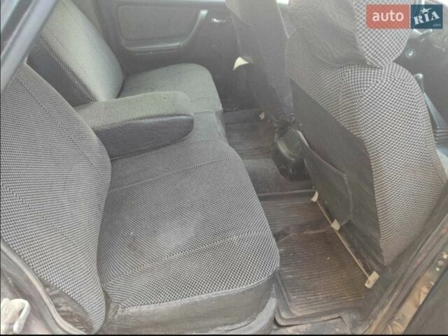 Зеленый ГАЗ 31105 Волга, объемом двигателя 0 л и пробегом 147 тыс. км за 595 $, фото 2 на Automoto.ua