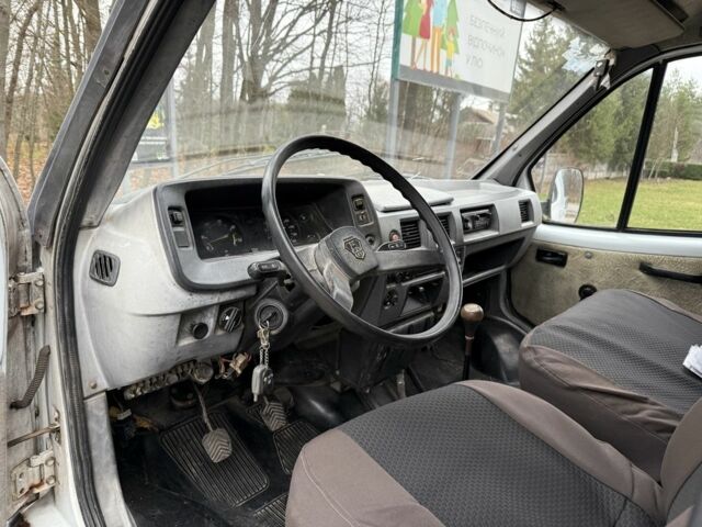 Белый ГАЗ 3221 Газель, объемом двигателя 2.9 л и пробегом 1 тыс. км за 1350 $, фото 11 на Automoto.ua