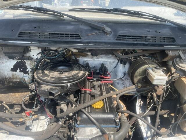 Білий ГАЗ 3221 Газель, об'ємом двигуна 2.4 л та пробігом 1 тис. км за 1300 $, фото 4 на Automoto.ua