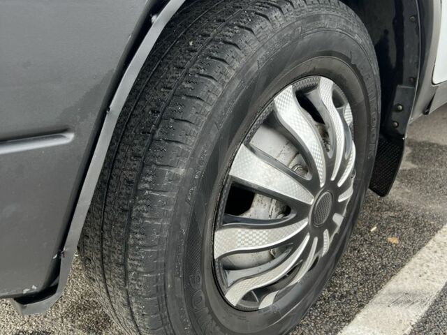 Білий ГАЗ 3221 Газель, об'ємом двигуна 2.5 л та пробігом 107 тис. км за 2800 $, фото 2 на Automoto.ua