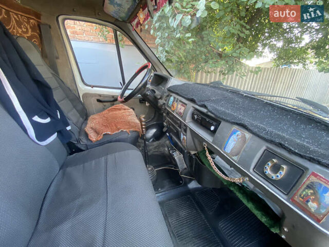 Білий ГАЗ 3221 Газель, об'ємом двигуна 2.29 л та пробігом 70 тис. км за 1600 $, фото 4 на Automoto.ua