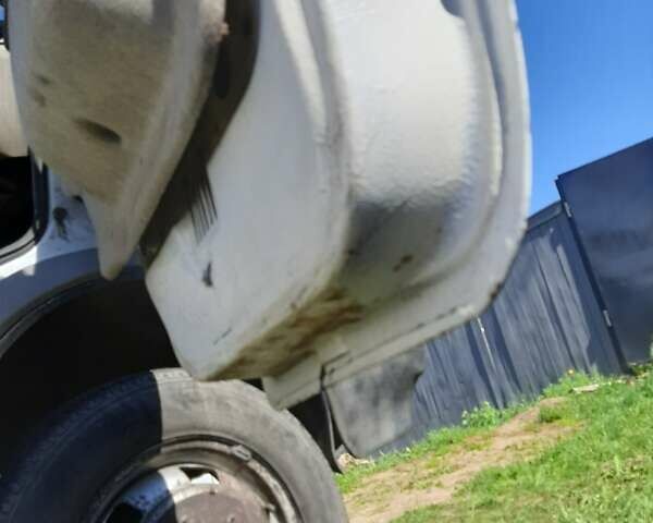 Білий ГАЗ 3221 Газель, об'ємом двигуна 2.5 л та пробігом 500 тис. км за 1550 $, фото 4 на Automoto.ua