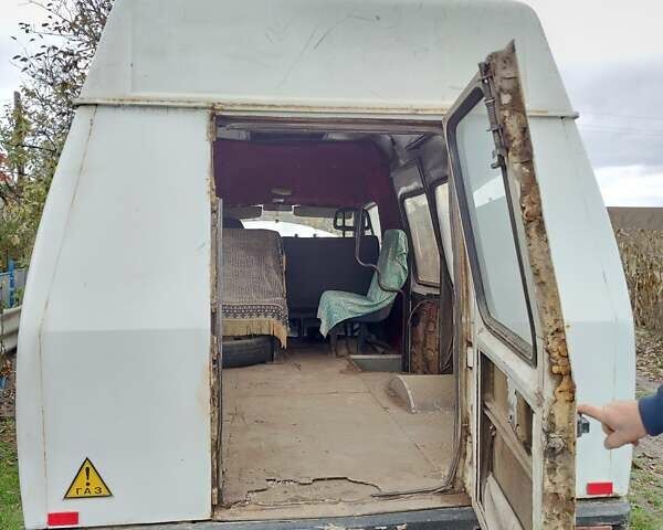 ГАЗ 3221 Газель 2002 у Вінниці на Automoto.ua Білий ГАЗ 3221 Газель, об'ємом двигуна 2.5 л та пробігом 104 тис. км за 600 $, фото 12 на Automoto.ua