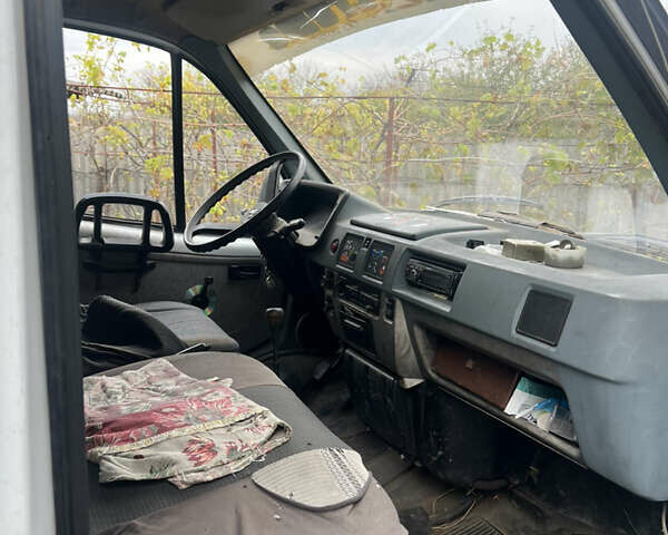 ГАЗ 3221 Газель 2002 у Лозовой на Automoto.ua Білий ГАЗ 3221 Газель, об'ємом двигуна 0 л та пробігом 100 тис. км за 1300 $, фото 6 на Automoto.ua