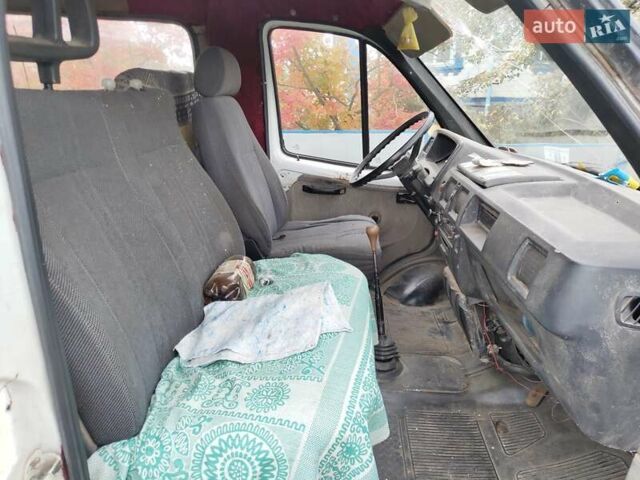 ГАЗ 3221 Газель 2002 у Вінниці на Automoto.ua Білий ГАЗ 3221 Газель, об'ємом двигуна 2.5 л та пробігом 104 тис. км за 600 $, фото 26 на Automoto.ua