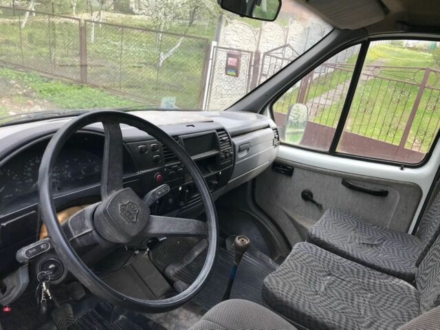 Белый ГАЗ 3221 Газель, объемом двигателя 2.3 л и пробегом 190 тыс. км за 2000 $, фото 15 на Automoto.ua