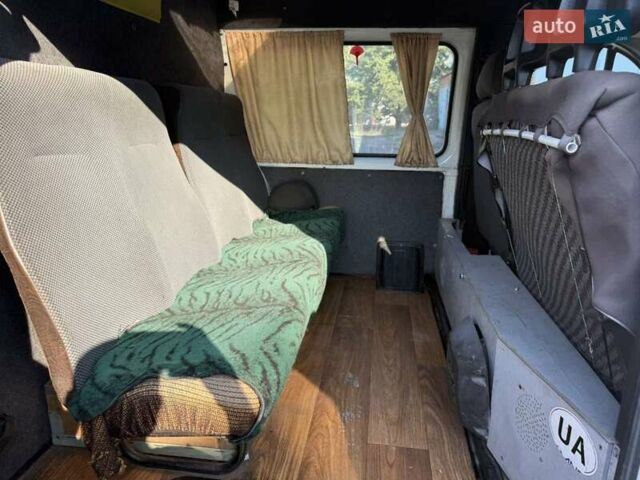 Белый ГАЗ 3221 Газель, объемом двигателя 2.3 л и пробегом 350 тыс. км за 1200 $, фото 9 на Automoto.ua