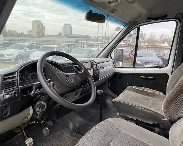 Белый ГАЗ 3221 Газель, объемом двигателя 2.5 л и пробегом 285 тыс. км за 1800 $, фото 4 на Automoto.ua