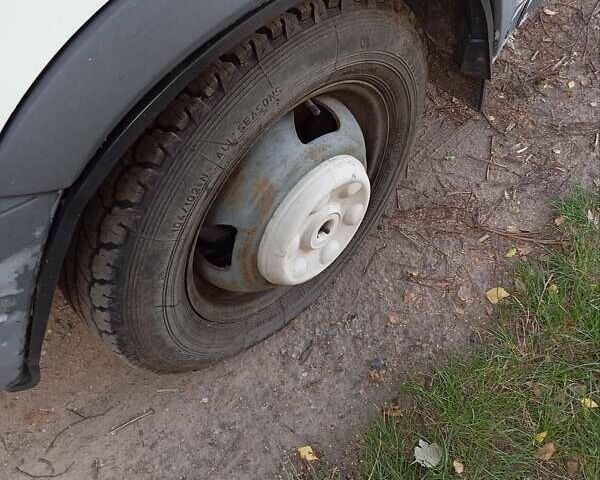 Білий ГАЗ 3221 Газель, об'ємом двигуна 2.5 л та пробігом 50 тис. км за 2300 $, фото 8 на Automoto.ua