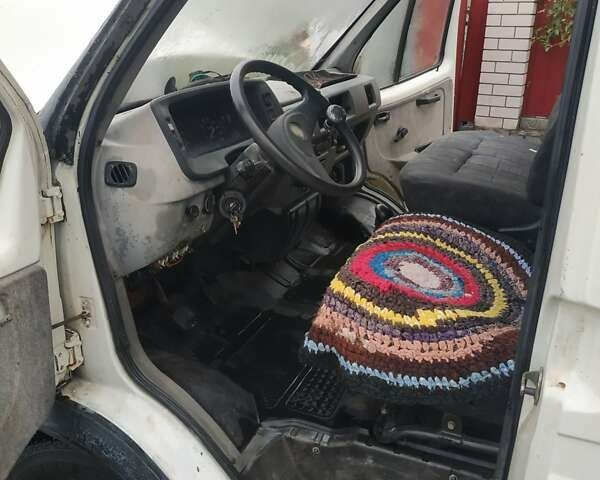 Білий ГАЗ 3221 Газель, об'ємом двигуна 2.29 л та пробігом 150 тис. км за 1900 $, фото 15 на Automoto.ua