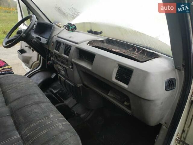 Білий ГАЗ 3221 Газель, об'ємом двигуна 2.29 л та пробігом 150 тис. км за 1900 $, фото 8 на Automoto.ua