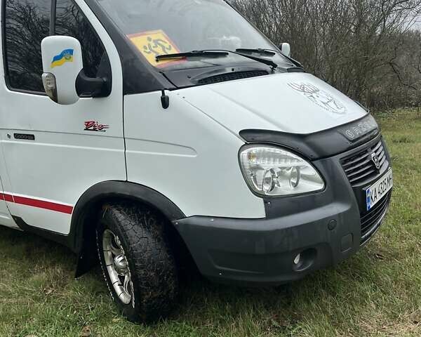 Белый ГАЗ 3221 Газель, объемом двигателя 2.46 л и пробегом 141 тыс. км за 2800 $, фото 3 на Automoto.ua