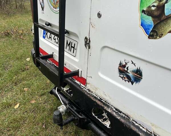 Белый ГАЗ 3221 Газель, объемом двигателя 2.46 л и пробегом 141 тыс. км за 2800 $, фото 6 на Automoto.ua