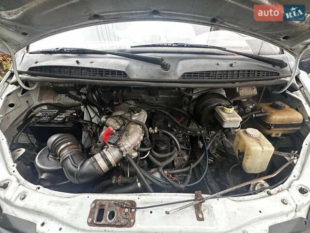 ГАЗ 3221 Газель 2011 у Харкові на Automoto.ua Білий ГАЗ 3221 Газель, об'ємом двигуна 2.89 л та пробігом 169 тис. км за 3800 $, фото 3 на Automoto.ua