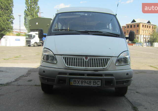 Белый ГАЗ 3221 Газель, объемом двигателя 2.89 л и пробегом 300 тыс. км за 1400 $, фото 1 на Automoto.ua