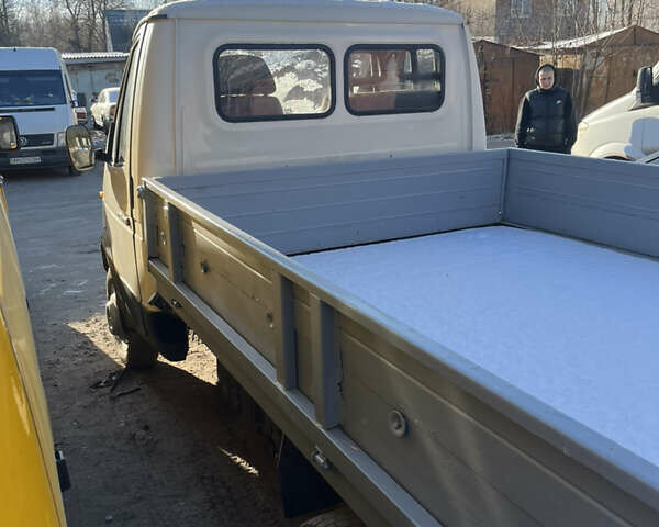 Бежевий ГАЗ 3221 Газель, об'ємом двигуна 2 л та пробігом 50 тис. км за 2300 $, фото 3 на Automoto.ua