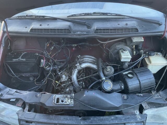 Красный ГАЗ 3221 Газель, объемом двигателя 2.5 л и пробегом 400 тыс. км за 2200 $, фото 22 на Automoto.ua