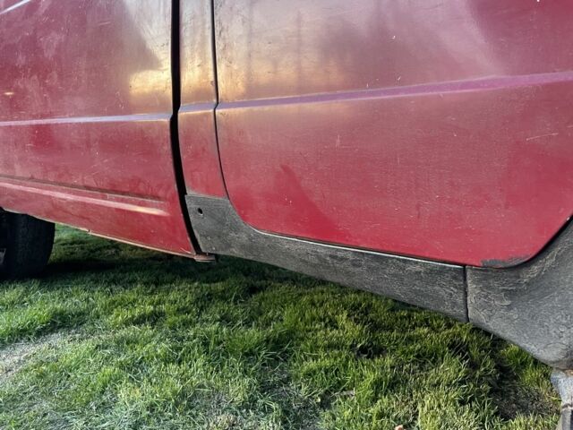 Красный ГАЗ 3221 Газель, объемом двигателя 2.5 л и пробегом 400 тыс. км за 2200 $, фото 18 на Automoto.ua