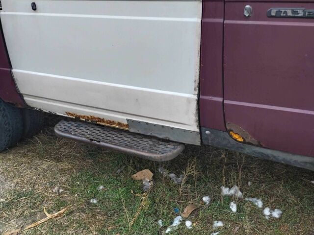 Красный ГАЗ 3221 Газель, объемом двигателя 2.5 л и пробегом 3 тыс. км за 715 $, фото 6 на Automoto.ua