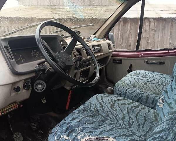 Красный ГАЗ 3221 Газель, объемом двигателя 2.4 л и пробегом 45 тыс. км за 800 $, фото 5 на Automoto.ua