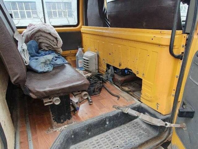 Желтый ГАЗ 3221 Газель, объемом двигателя 2.9 л и пробегом 450 тыс. км за 2000 $, фото 7 на Automoto.ua