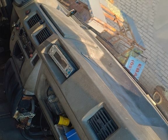 Сірий ГАЗ 3221 Газель, об'ємом двигуна 2.4 л та пробігом 150 тис. км за 1200 $, фото 5 на Automoto.ua