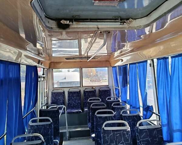 Білий ГАЗ 32213 Газель, об'ємом двигуна 2.3 л та пробігом 400 тис. км за 8000 $, фото 6 на Automoto.ua