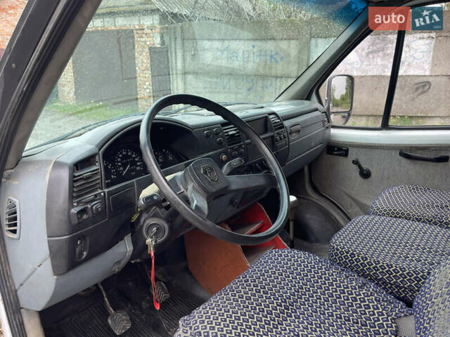 Білий ГАЗ 32213 Газель, об'ємом двигуна 2.83 л та пробігом 300 тис. км за 1250 $, фото 3 на Automoto.ua
