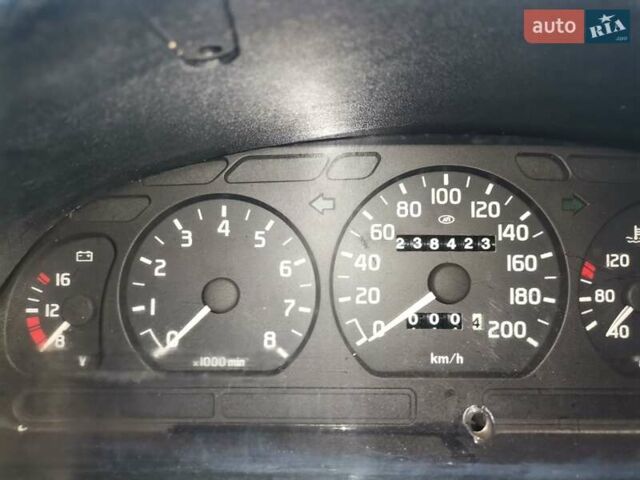 Білий ГАЗ 32213 Газель, об'ємом двигуна 2.5 л та пробігом 238 тис. км за 2000 $, фото 5 на Automoto.ua